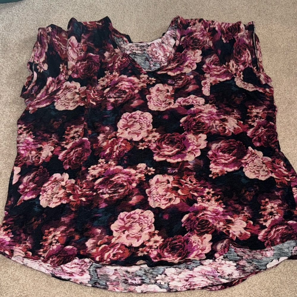 Classic fit Torrid size 5 t shirt
